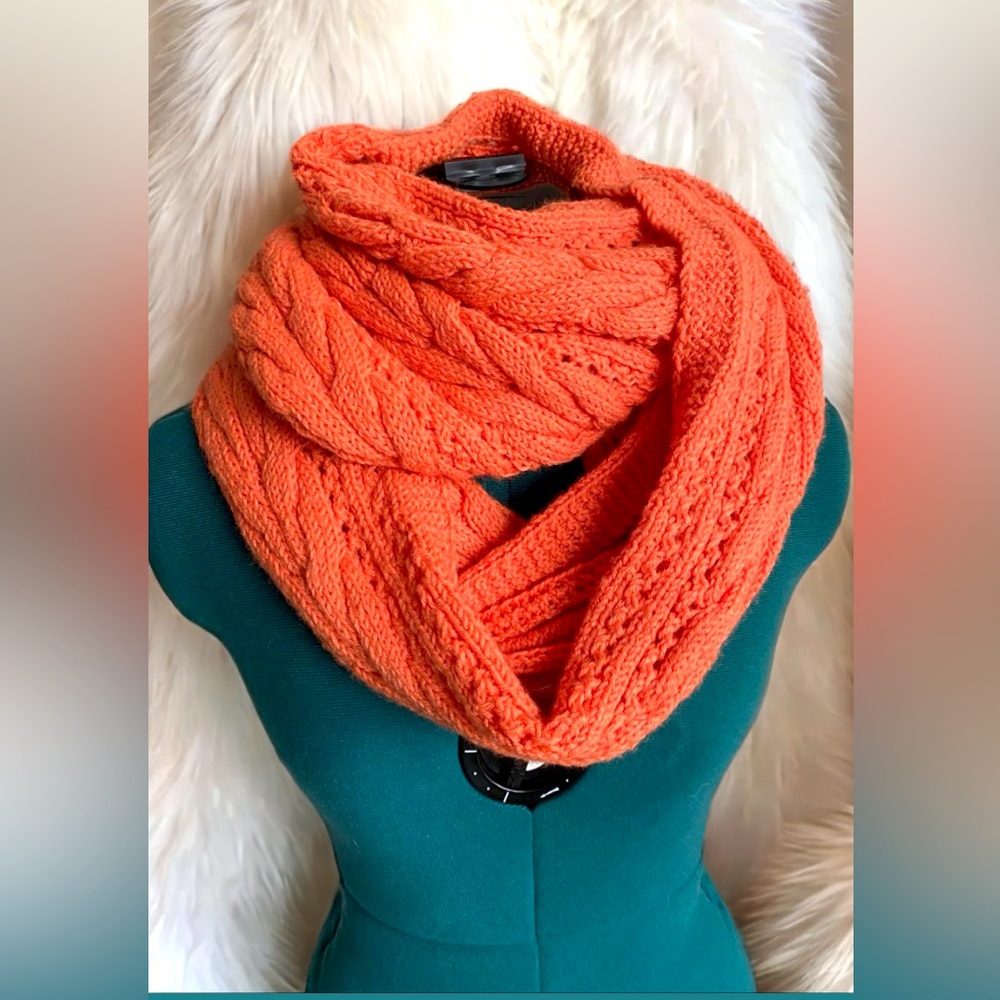 Crocheted Scarf and Hat for Women (Set)